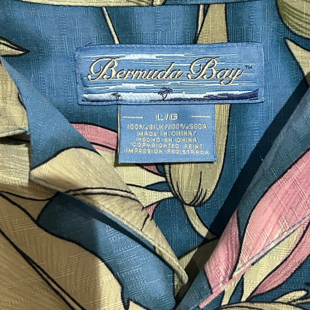Bermuda Bay Silk Hawaiian Shirt Large - Picture 5 of 10